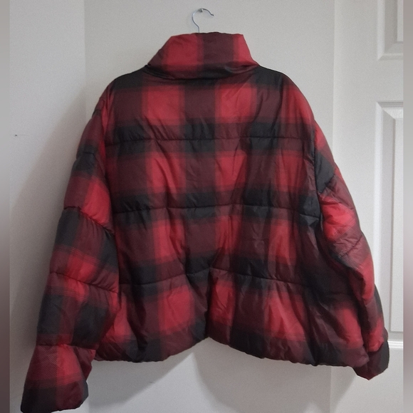 OLD NAVY RED AND BLACK BUFFALO PLAID PUFFER JACKET SIZE XXL - Picture 6 of 10